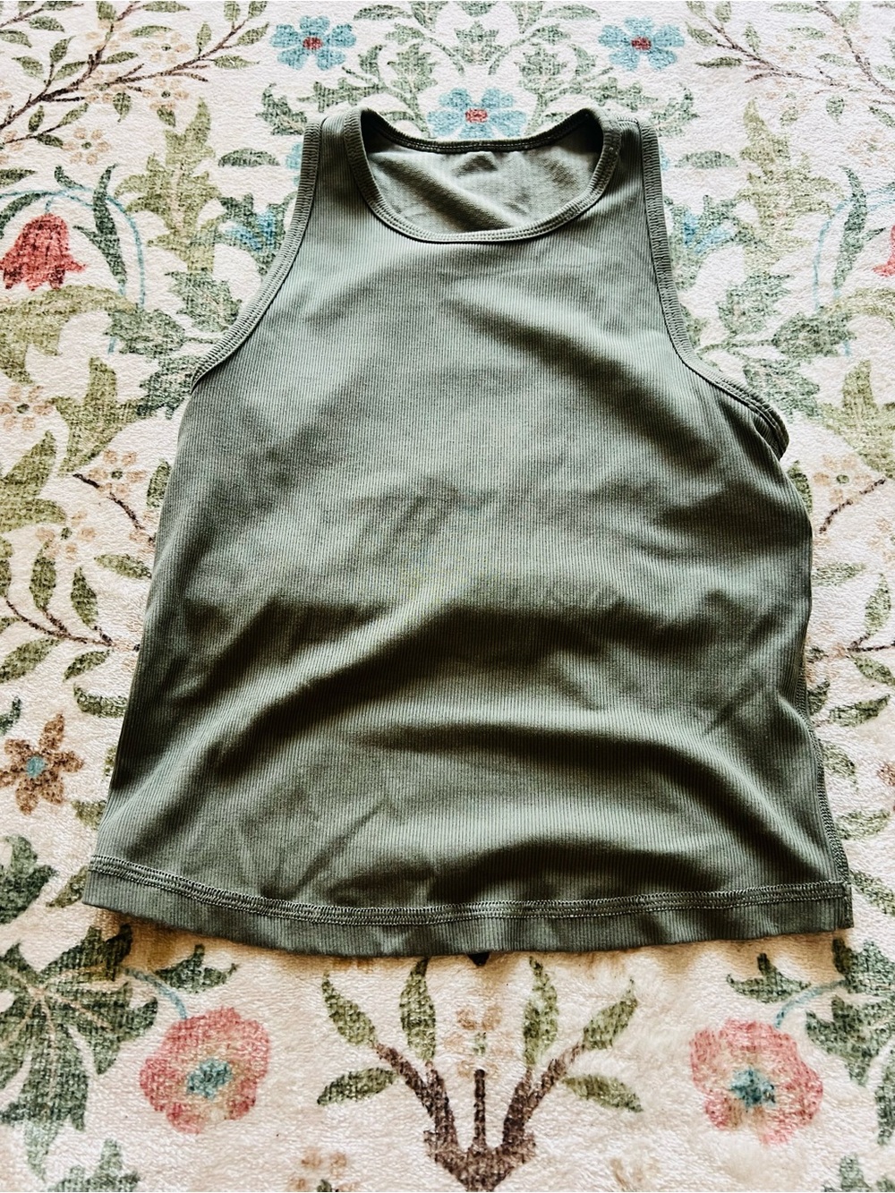 Vuori Pose Plyo Tank Green XS